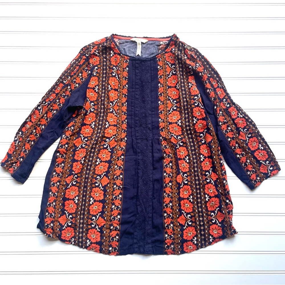 Matilda Jane Women’s Floral and Lace Boho Style Shirt Size Medium Orange/ Blue
